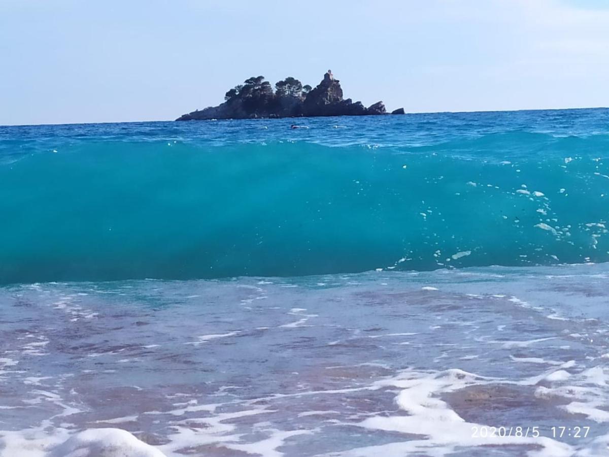 Apartamenti Enjoy Lägenhet Petrovac Exteriör bild