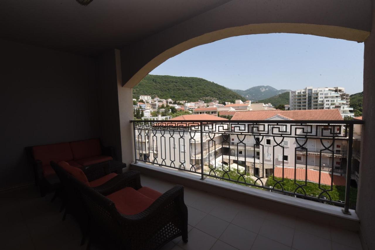 Apartamenti Enjoy Lägenhet Petrovac Exteriör bild